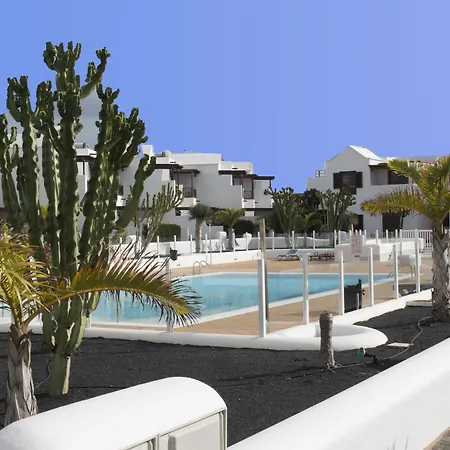 Terrace Close To Beaches 普拉亚布兰卡